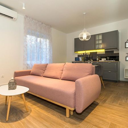 Studio Apartments Marcel Spalato Esterno foto