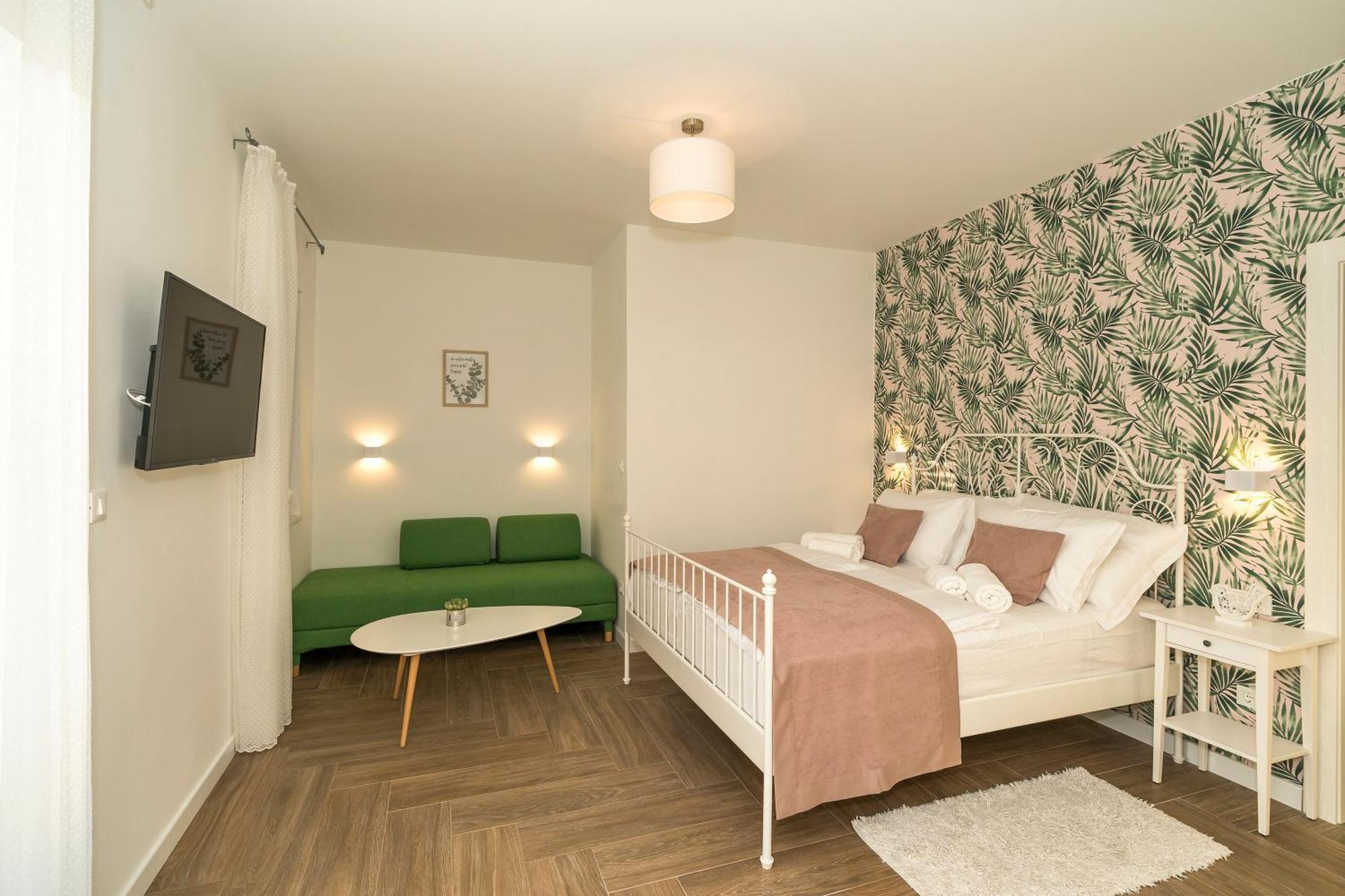 Studio Apartments Marcel Spalato Esterno foto