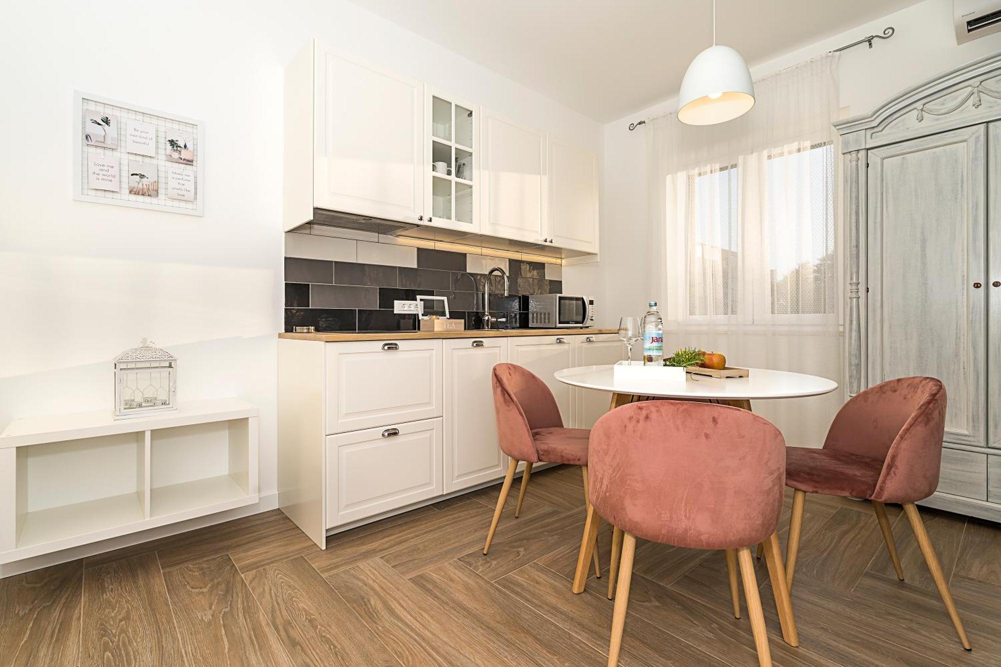 Studio Apartments Marcel Spalato Esterno foto