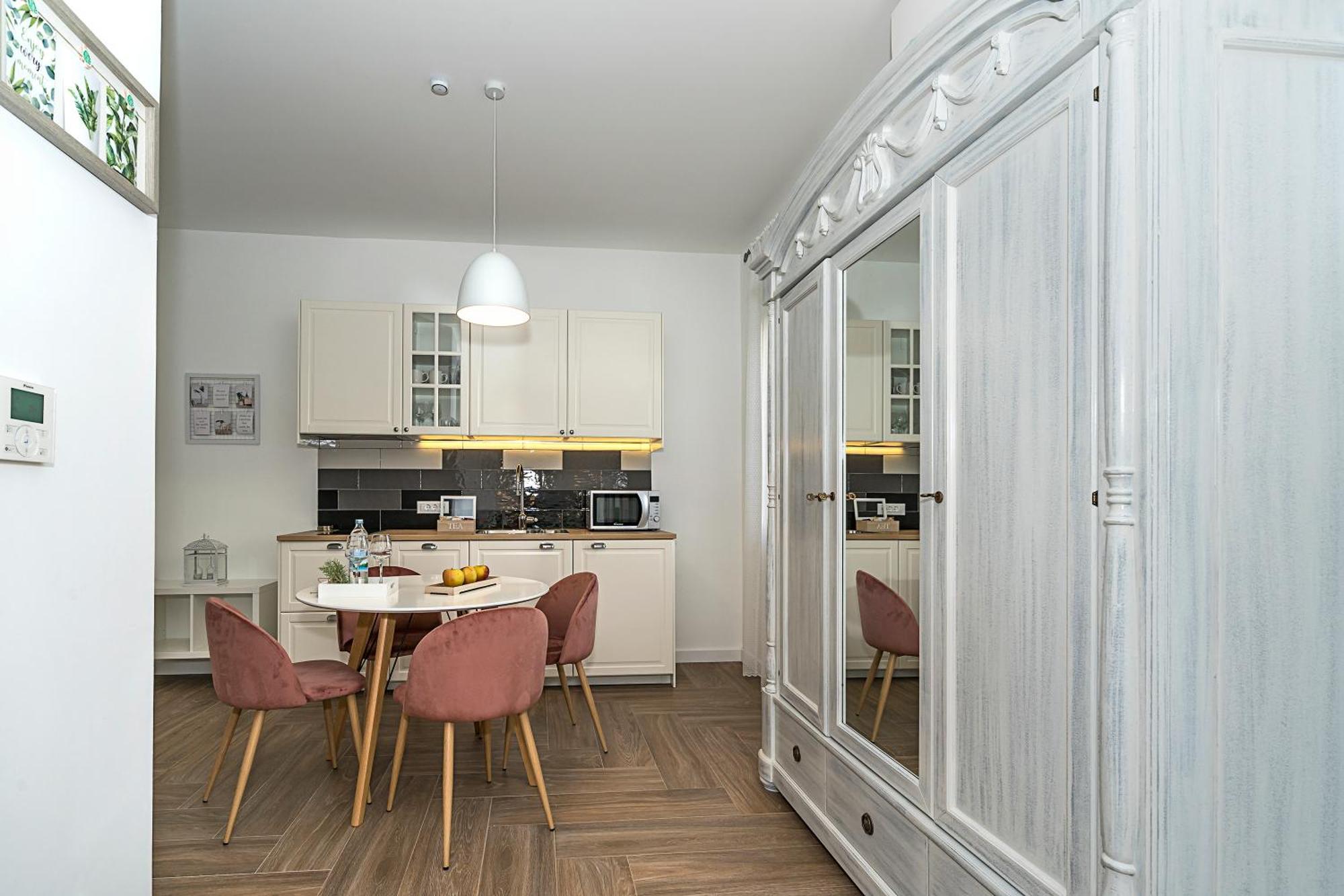 Studio Apartments Marcel Spalato Esterno foto