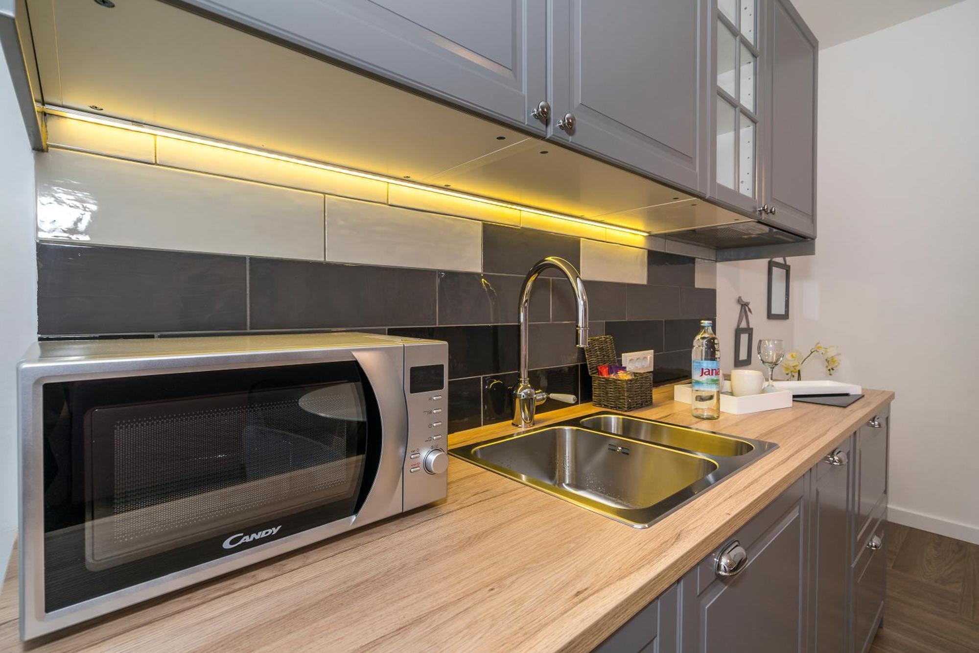 Studio Apartments Marcel Spalato Esterno foto