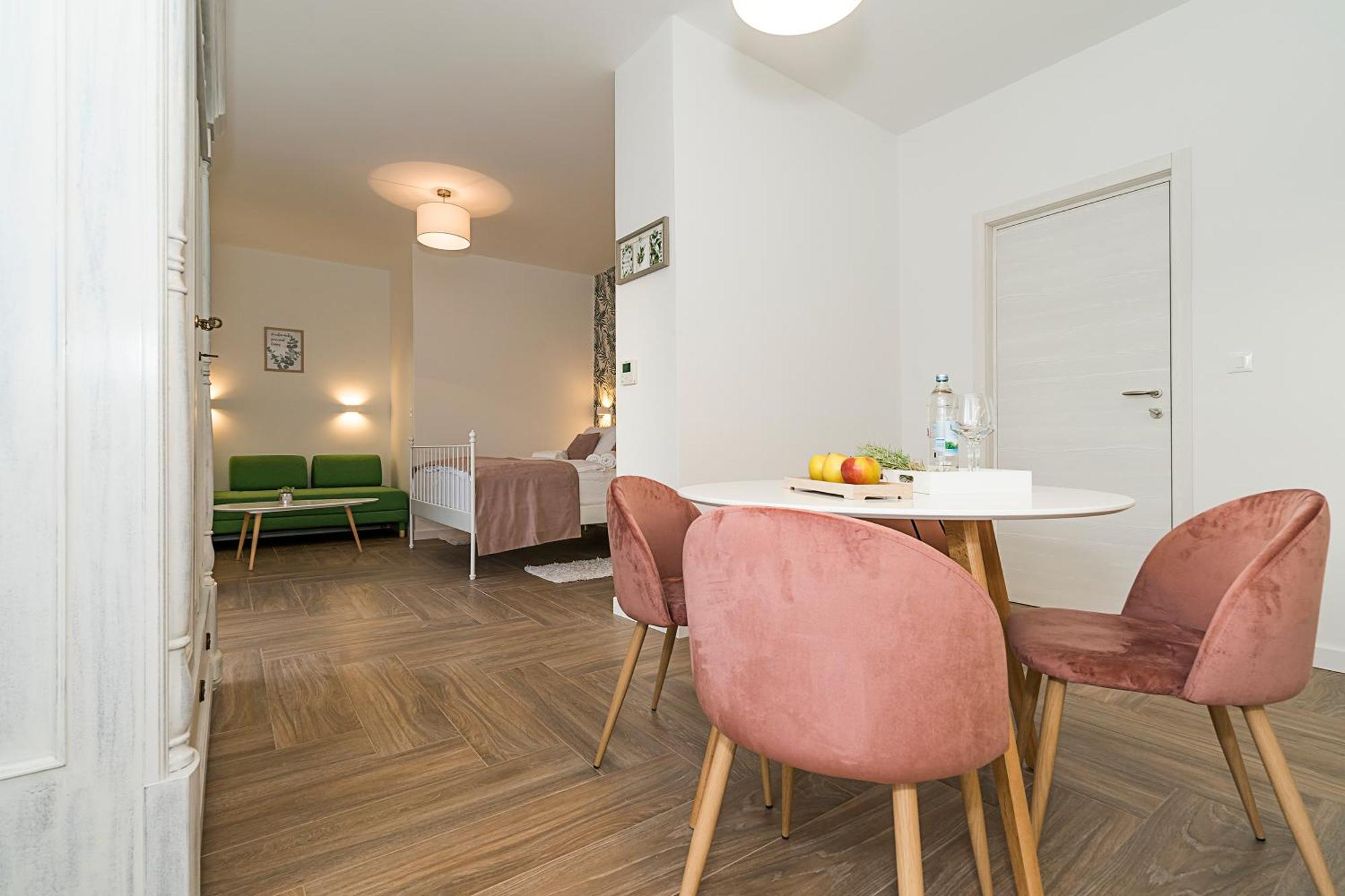 Studio Apartments Marcel Spalato Esterno foto