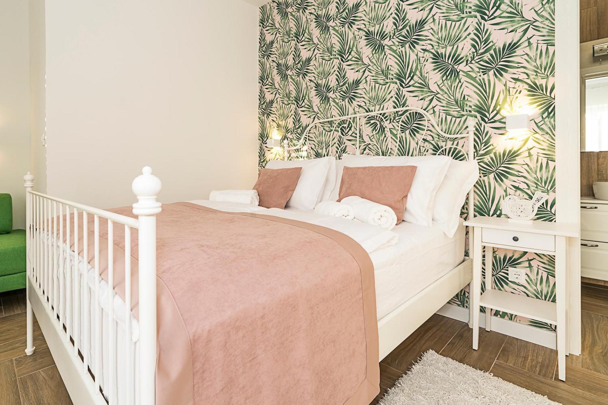 Studio Apartments Marcel Spalato Esterno foto