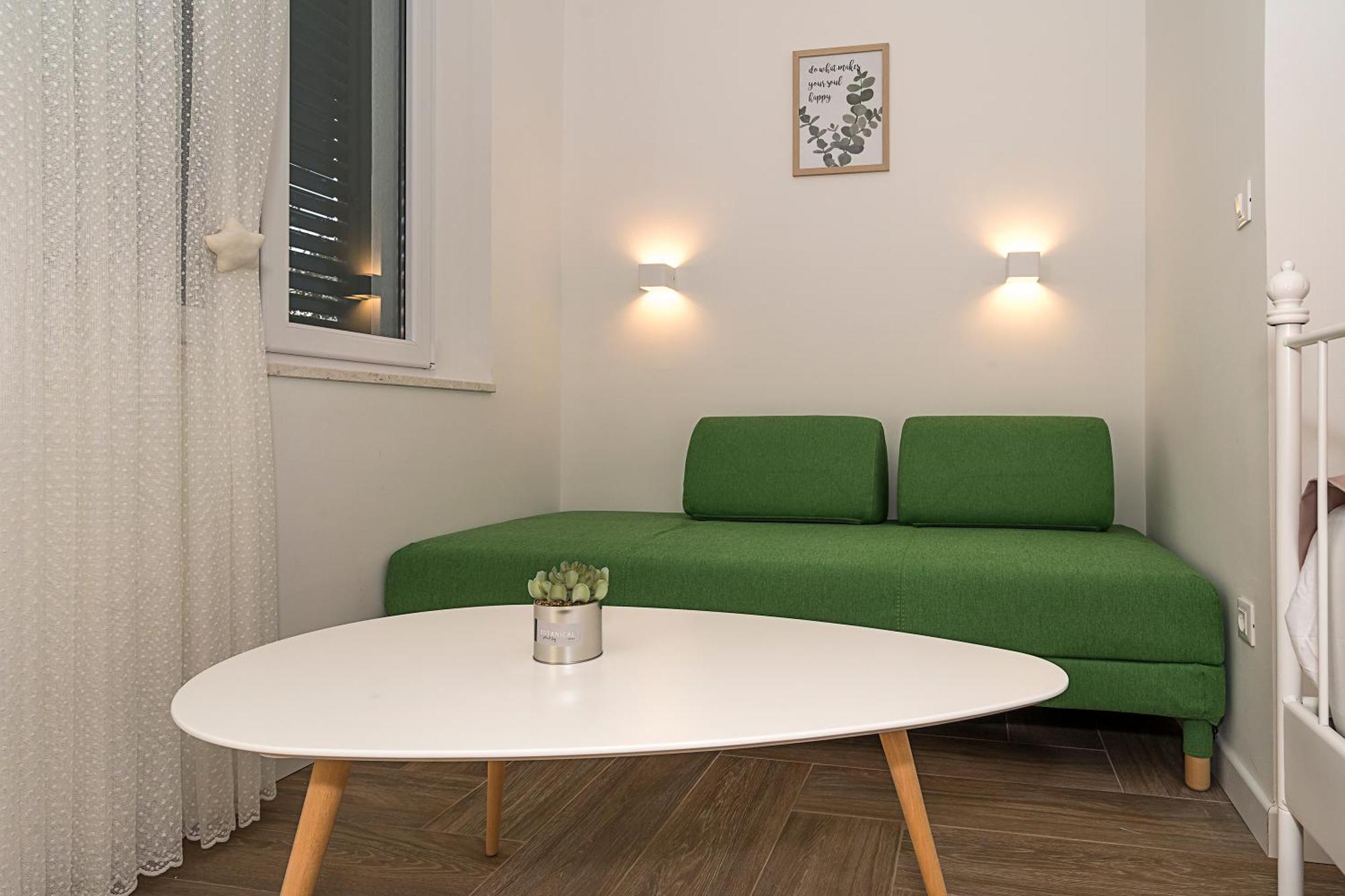 Studio Apartments Marcel Spalato Esterno foto