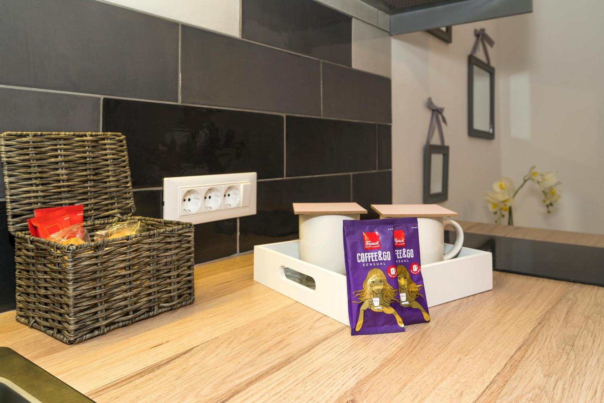 Studio Apartments Marcel Spalato Esterno foto