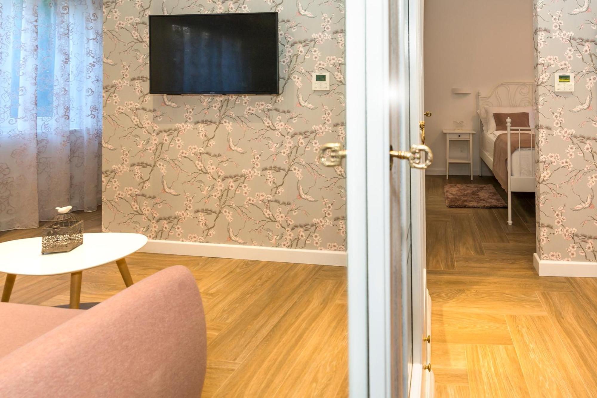Studio Apartments Marcel Spalato Esterno foto