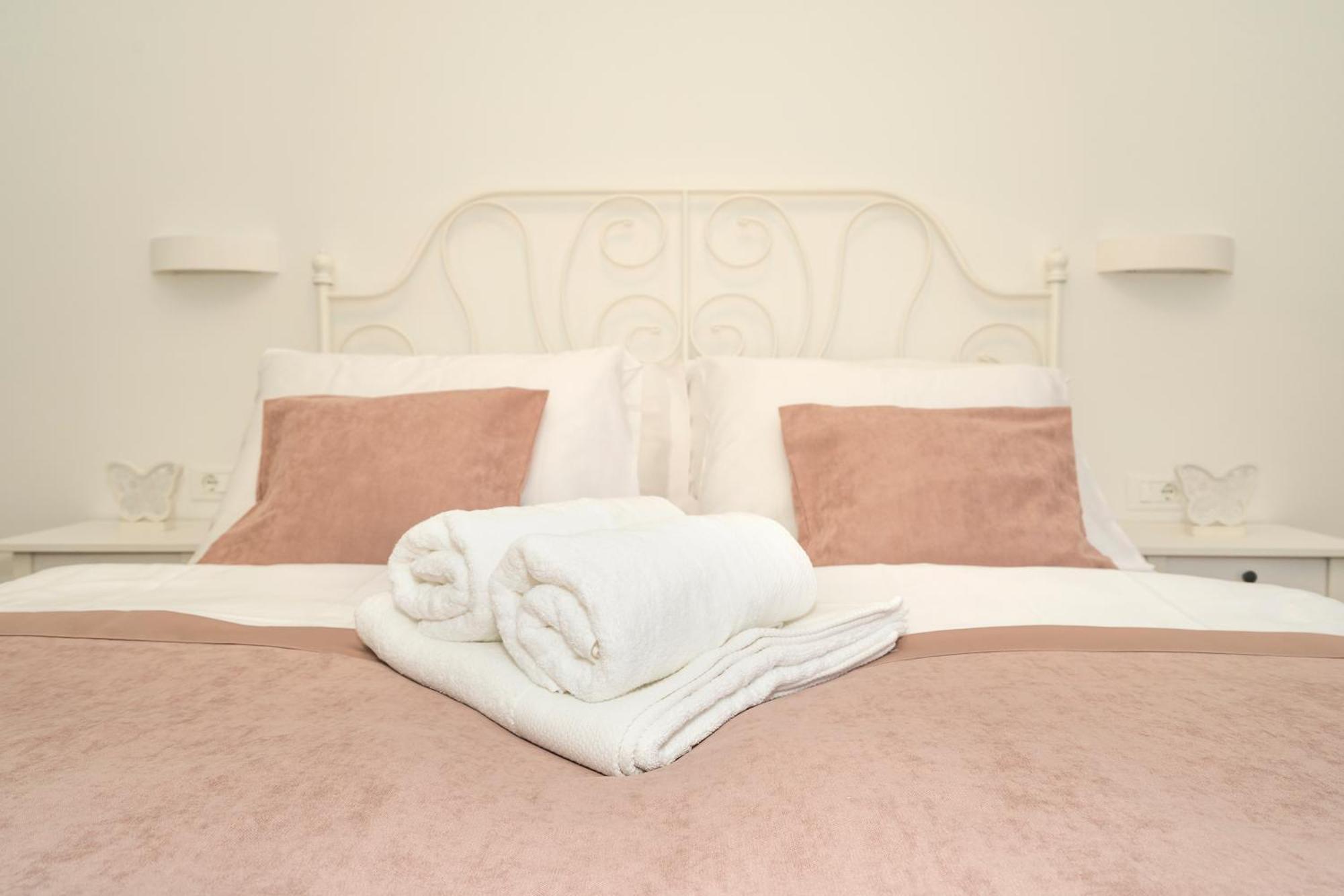 Studio Apartments Marcel Spalato Esterno foto